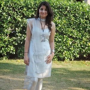 Meet your Posher, Drishty